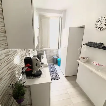 Sostaoplontina Casa