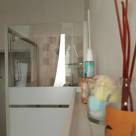 Sostaoplontina Casa *