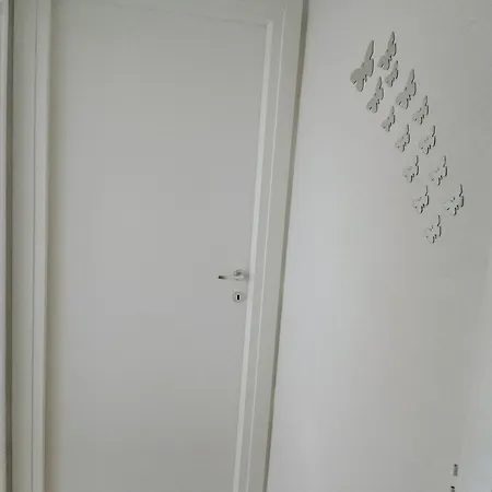 Sostaoplontina Casa
